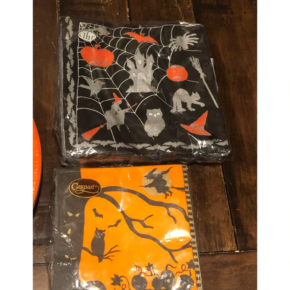 NWT HALLOWEEN PARTY Bundle Plate Dessert Plate Napkins Witch FolkArt Silhouettes